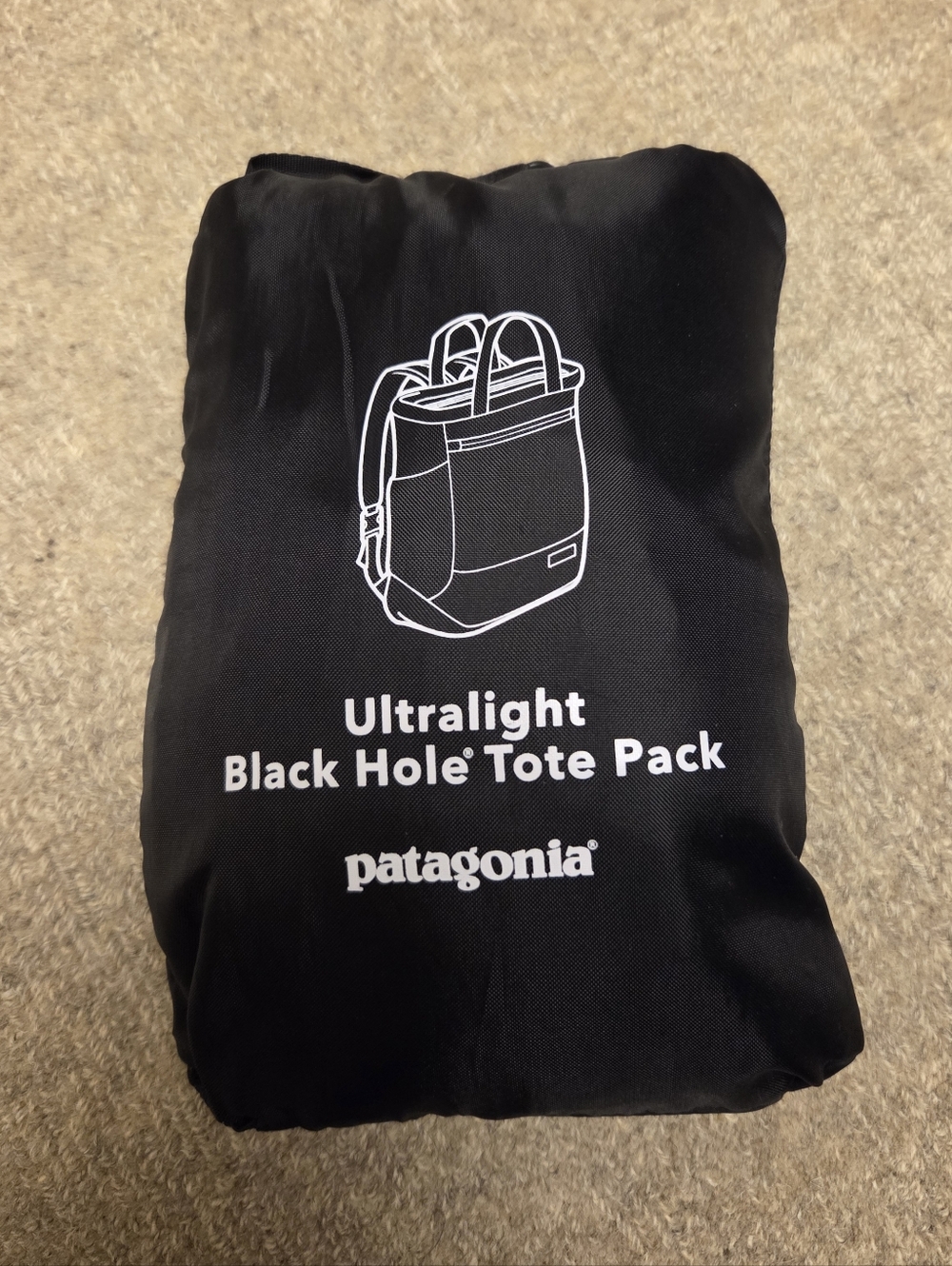 Patagonia Ultralight Black Hole Tote Pack - like new